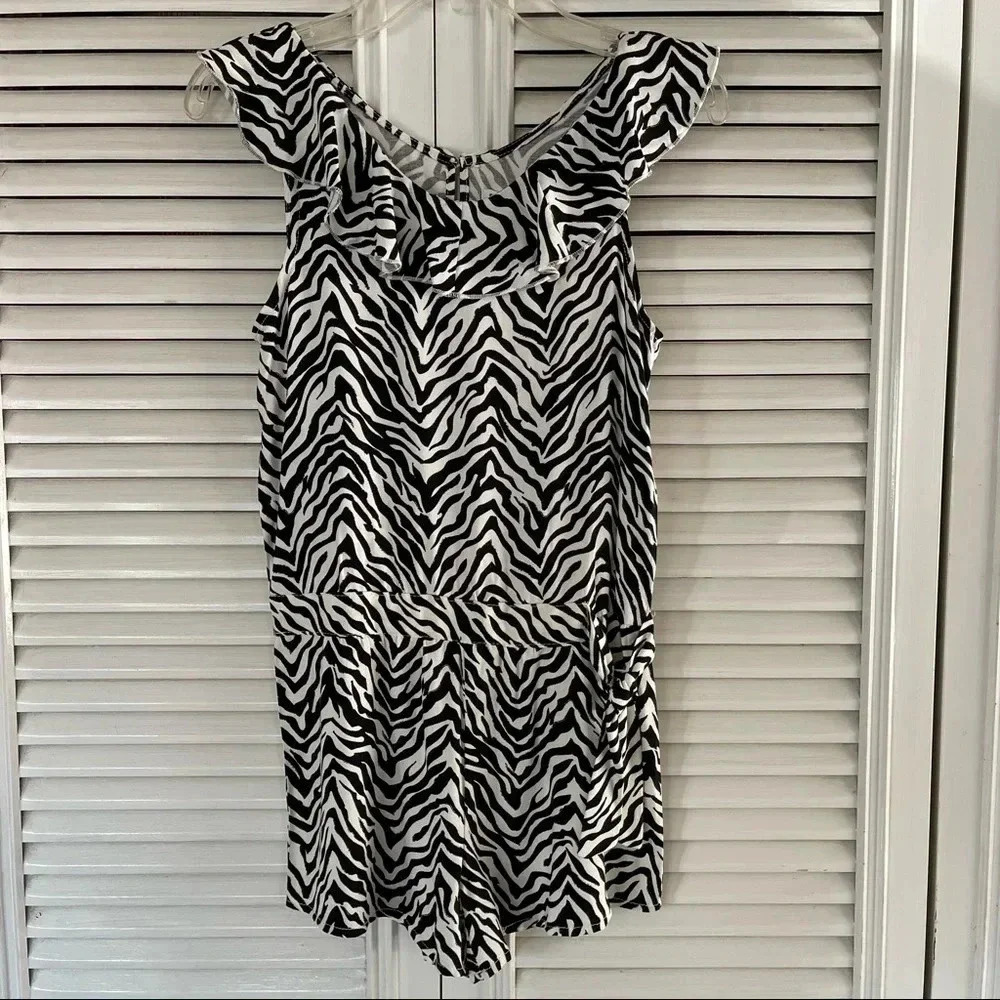 Epic Threads Zebra Romper Girls Medium Nwt Black Ivory